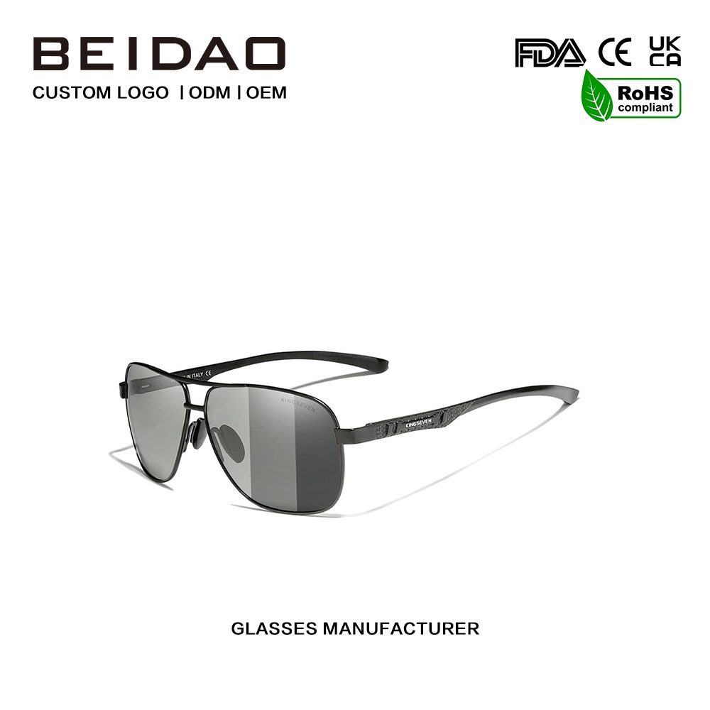 Ochelari de soare polarizați manuali fotocromici